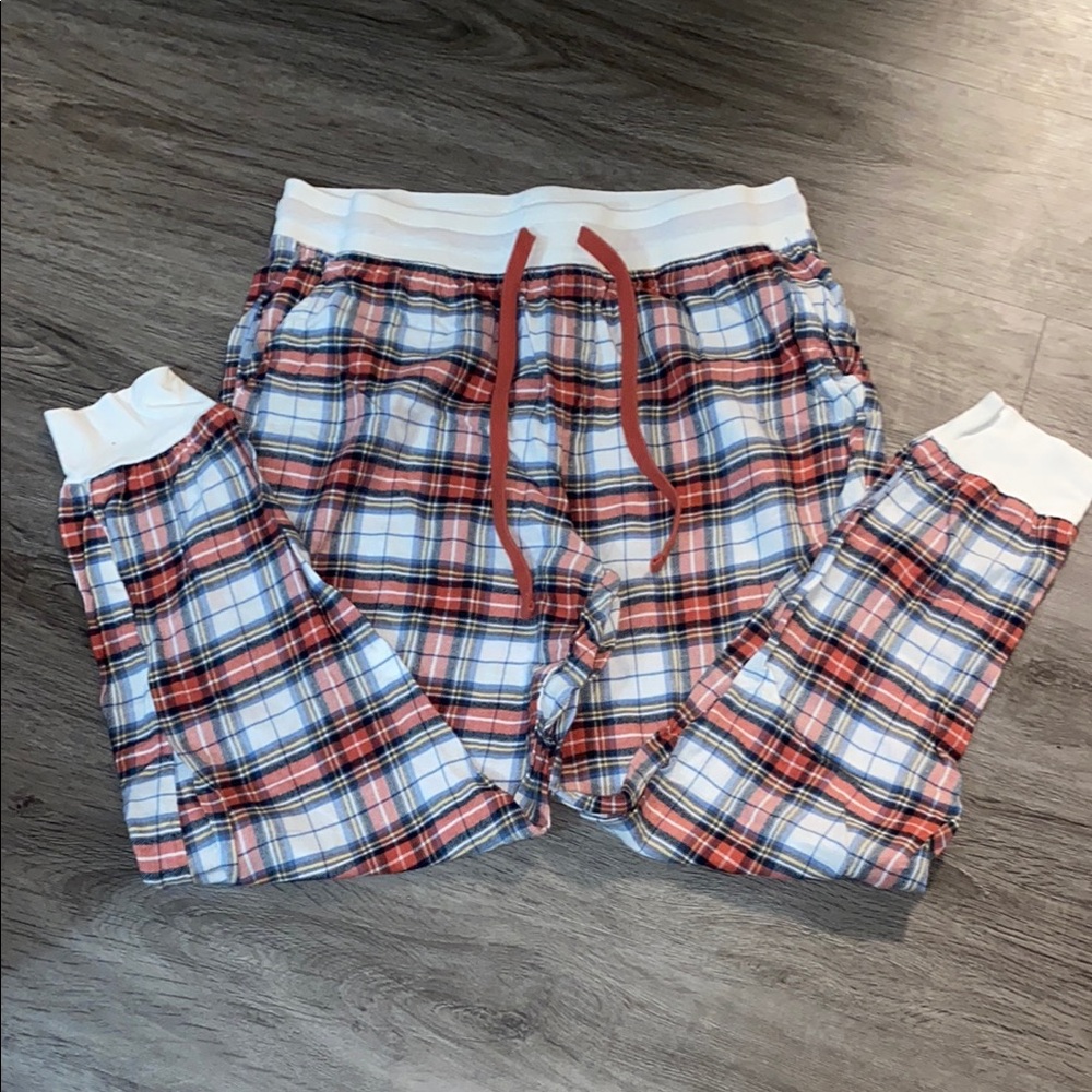 American Eagle Outfitters Plaid Pajama Set - Red and White